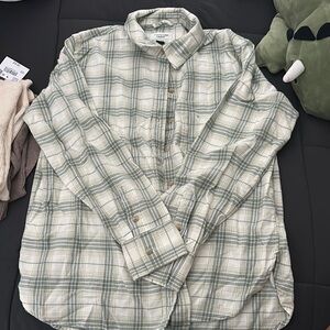 American Eagle Outfitters Green and White Casual Button Down Shirt